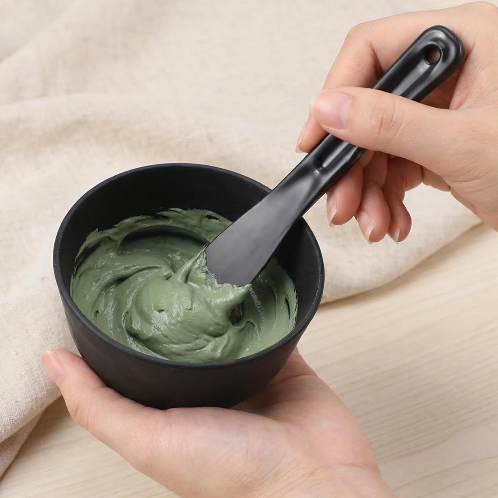 مجموعة أوعية قناع الوجه السيلي - مراجعة Mixing Cup Silicone وسعره